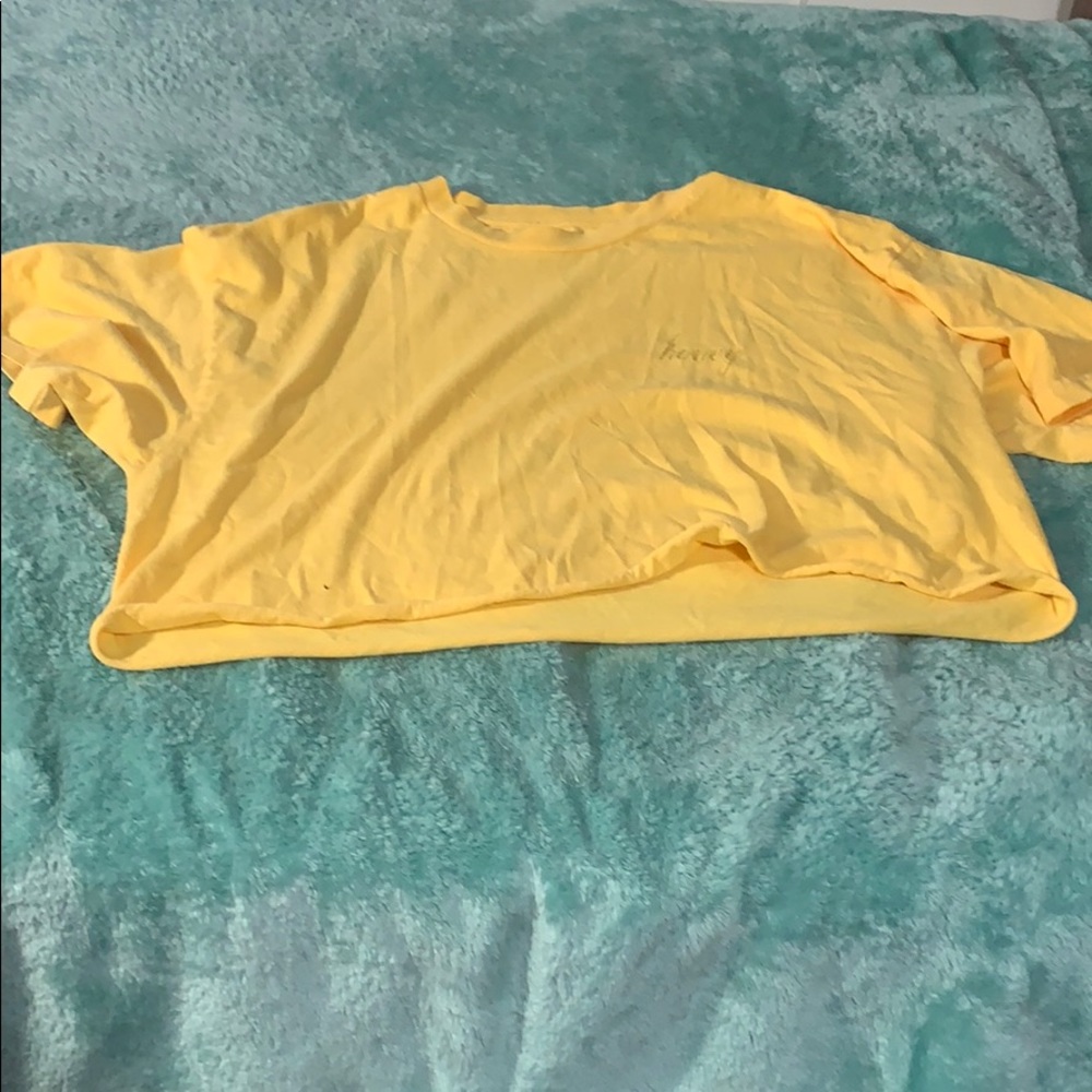BRANDY MELVILLE HONEY SHIRT NWOT